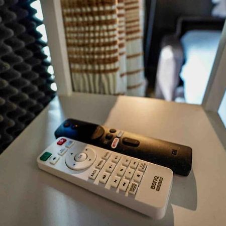 Studio With Home Cinema@Paris Chatelet Zewnętrze zdjęcie